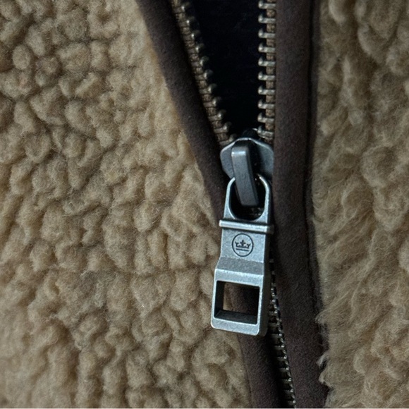 Peter Millar Mountainside High-Pile Vest - Picture 3 of 5